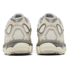 ASICS GEL - NYC – Sleek Cream & Grey Sneakers with Gel Cushioning - Cloud Tread