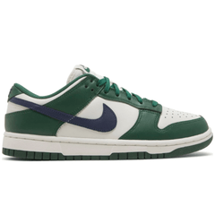 Side view of Nike Dunk Low ‘Gorge Green’ sneaker with green and white panels