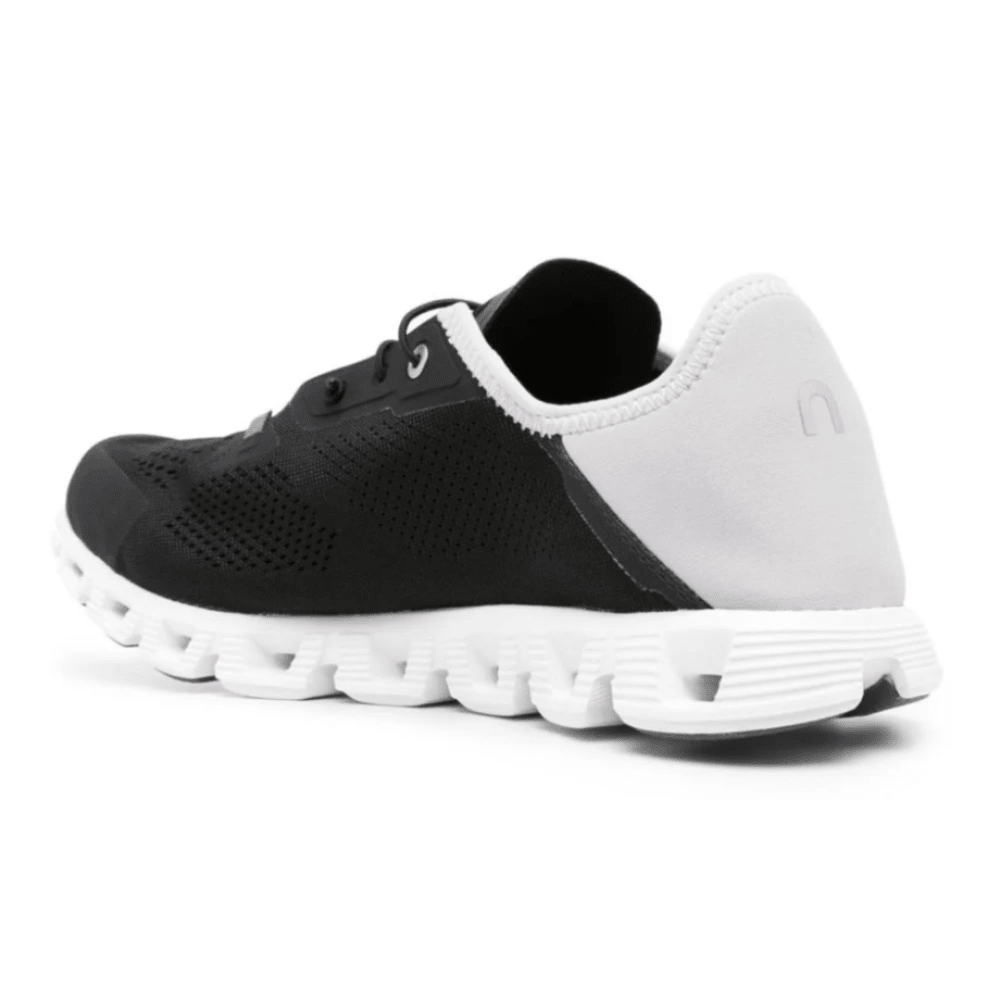 On Cloud 5 Coast Black Light Grey sneakers Dubai