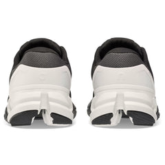On Cloudflyer 4 Wide Fit – Plush Tongue & External Heel Support - Cloud Tread