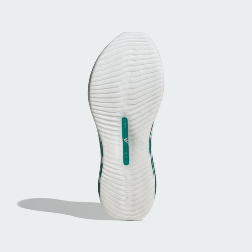 Integrated heel comfort pods on adidas Hyperboost Edge Green