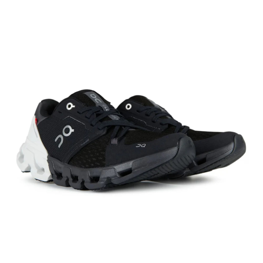 On Cloudflyer 4 Black White heel view