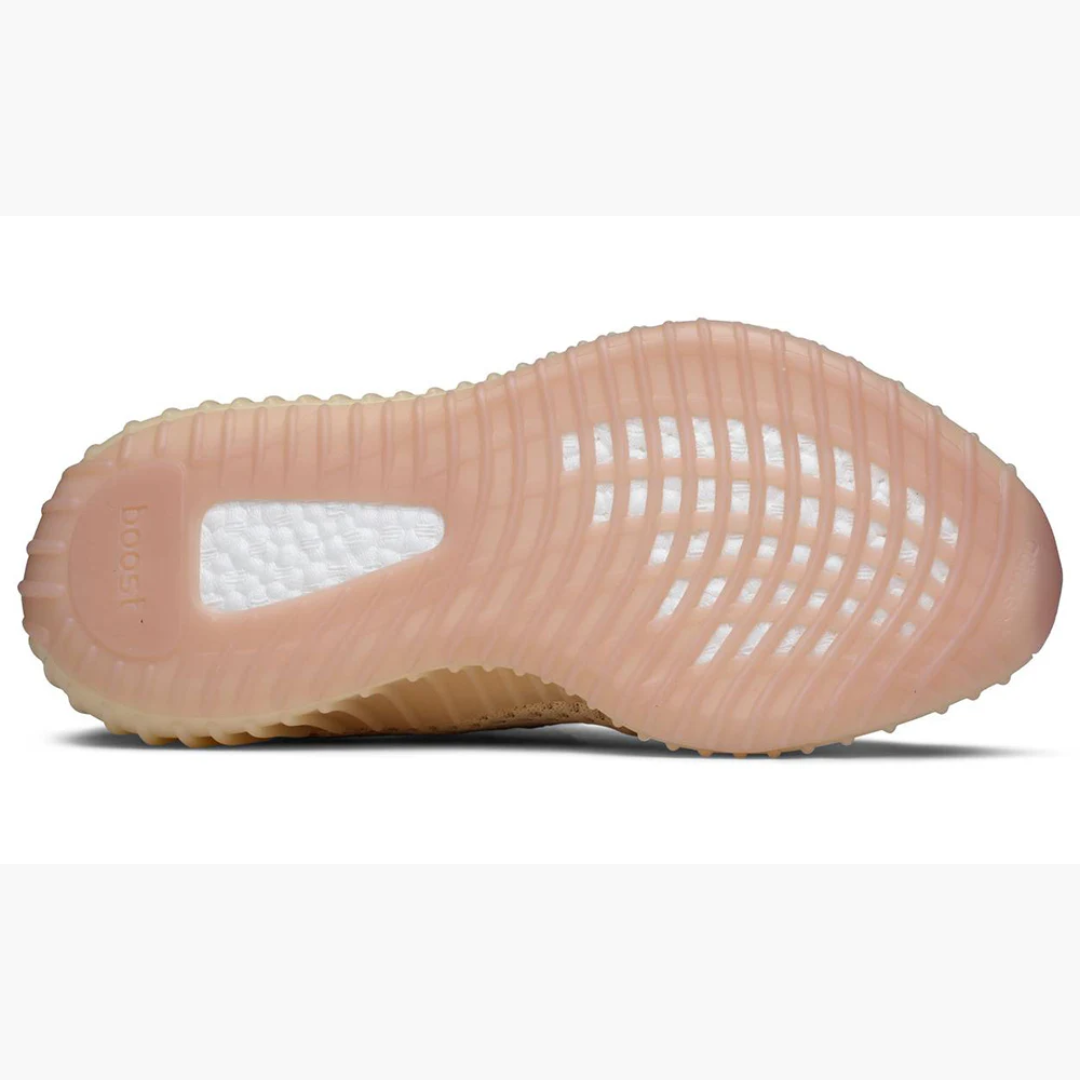 Yeezy Boost 350 V2 Linen texture macro