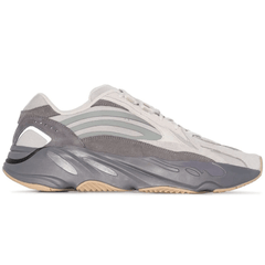 Adidas Yeezy 700 V2 "Tephra" - Cloud Treadadidas yeezy 700 v2 tephraadidas yeezy tephra uae