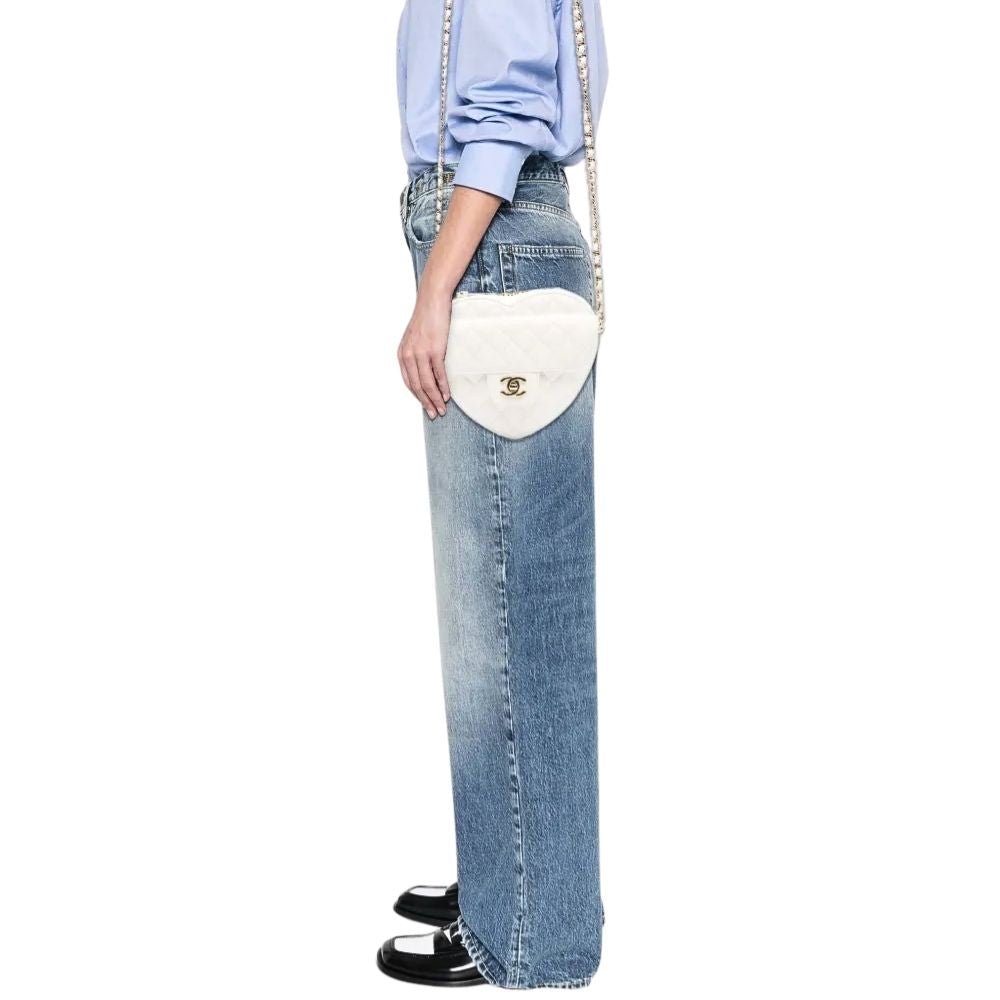 Chanel Heart Bag 2025 – CC in Love Edition - Cloud TreadWomen's BagChanelChanel 2025 Collection