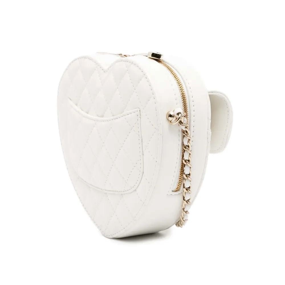 Chanel Heart Bag 2025 – CC in Love Edition - Cloud TreadWomen's BagChanelChanel 2025 Collection