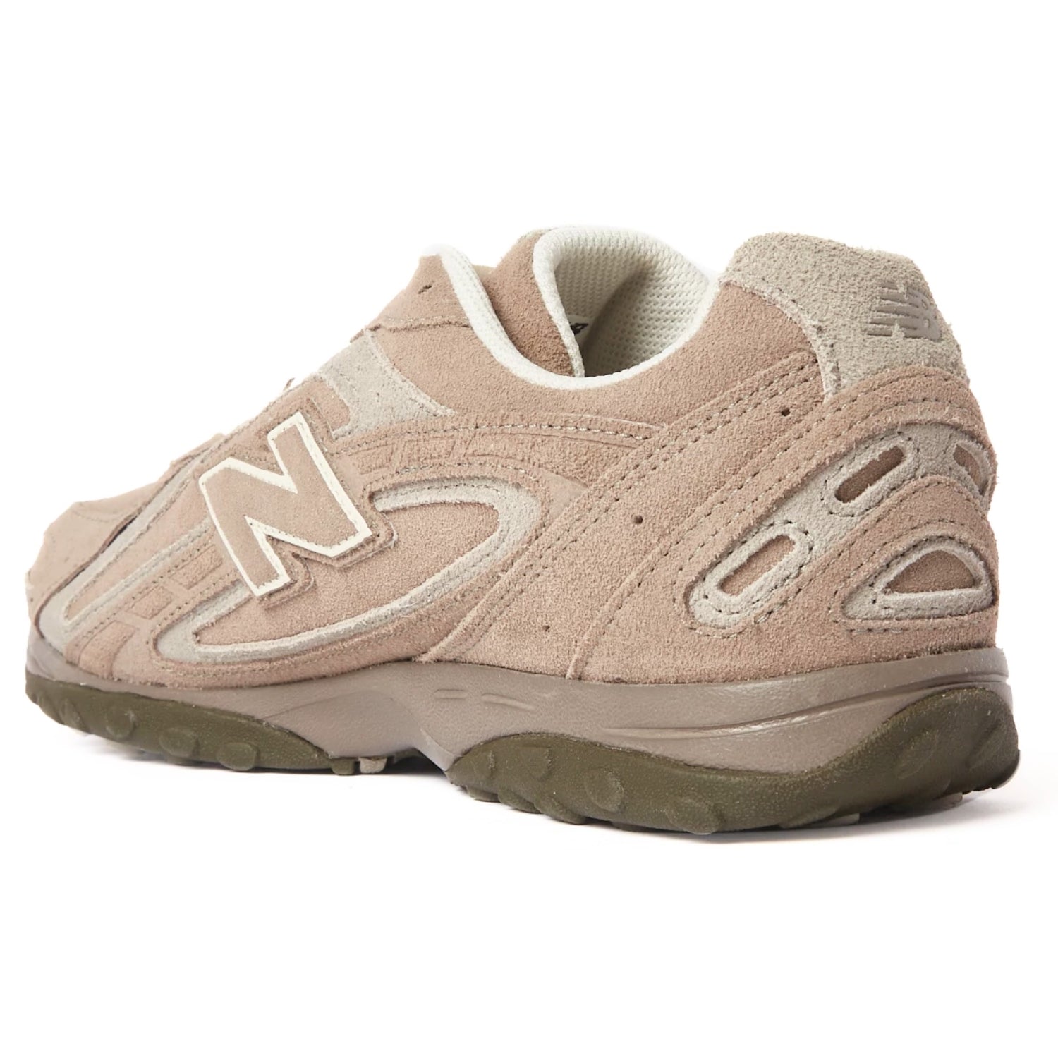 New Balance 204L Sneakers – Sleek & Timeless Everyday Style - Cloud Tread