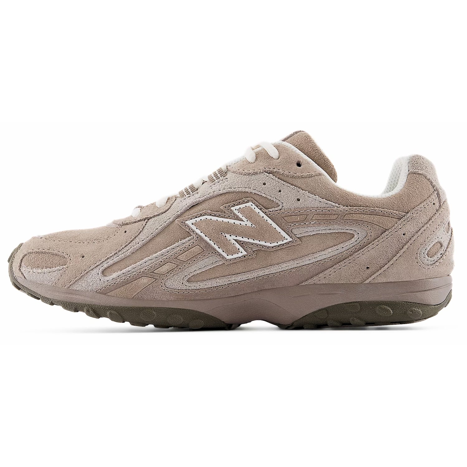 New Balance 204L Sneakers – Sleek & Timeless Everyday Style - Cloud Tread