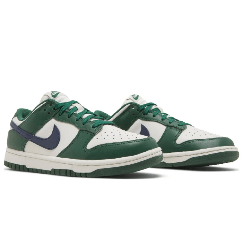 Outsole of Nike Dunk Low ‘Gorge Green’ showing traction pattern