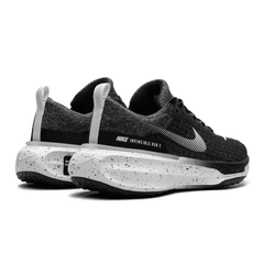 Flyknit upper Nike ZoomX Invincible Run Flyknit 3 Oreo