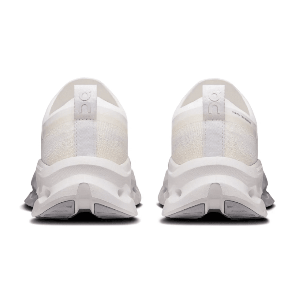 On Cloudtilt Moon ¨White