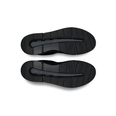 Lightweight black sneakers On The Roger Advantage UAE
