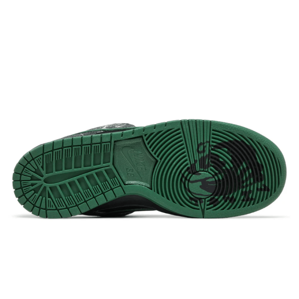 THERE Skateboards x Dunk Low SB Ultra Humanized Special Box texture macro
